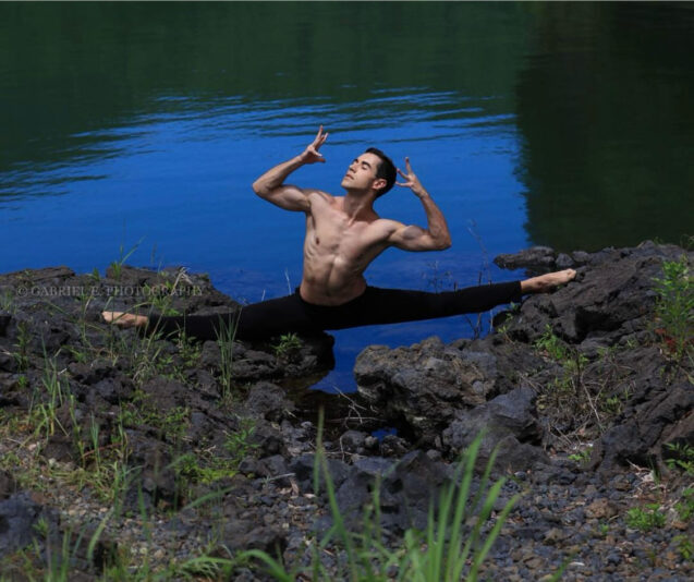 FEEBA7E9-CC23-4F7E-B4BB-B6C46CC635D1