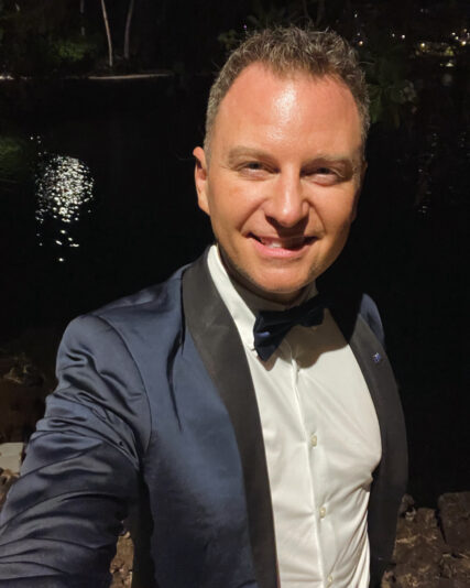 C93DC962-4838-4FF0-9DDC-82A91139BAF3